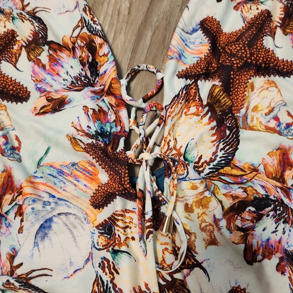 Cosita Linda Down Under Reversible Plunge One Piece - Picture 10 of 16